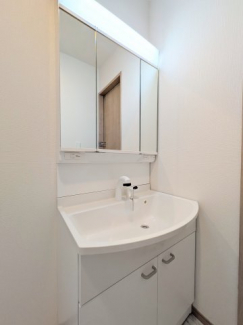 【独立洗面台】