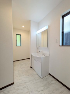 【独立洗面台】