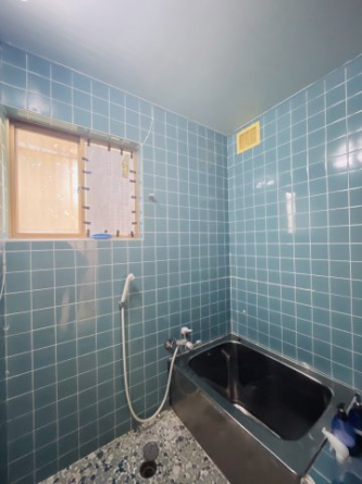 コンパクトで使いやすいお風呂です