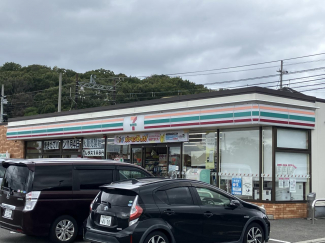 セブンイレブン神戸押部谷西盛店まで493m