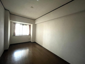 6帖洋室　静かで安らげる6帖洋室