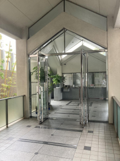 松山市空港通１丁目の中古マンションの画像