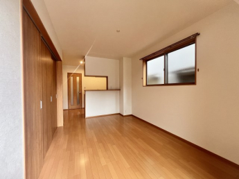 【居間・リビング】