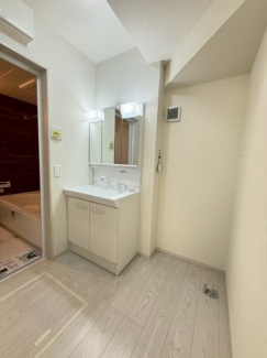 【独立洗面台】