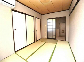 ハイツリプルの画像