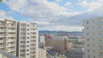 駅徒歩３分で便利な商業施設がたくさんあります