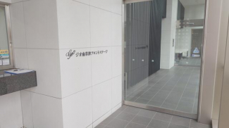 マンション玄関