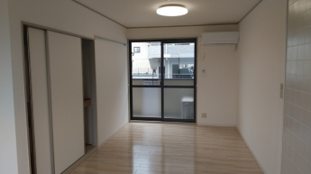 【居間・リビング】