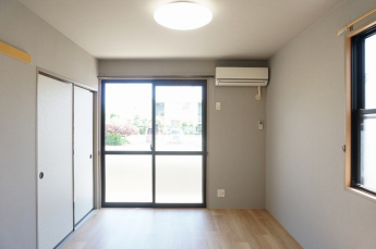 【居間・リビング】