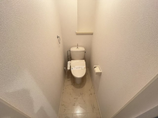 ゆったりとした空間のトイレです