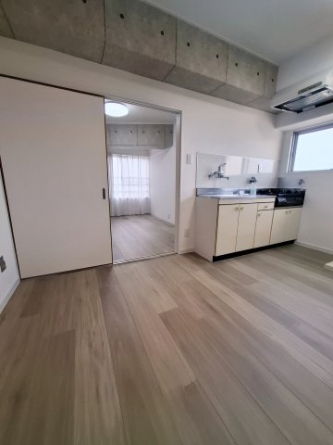 【居間・リビング】