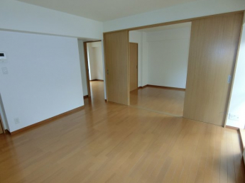 【居間・リビング】