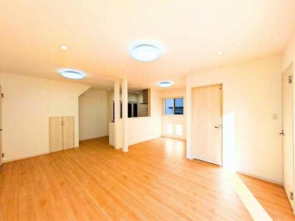 松山市越智２丁目の新築一戸建ての画像