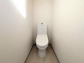 松山市越智２丁目の新築一戸建ての画像