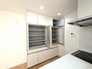 松山市越智２丁目の新築一戸建ての画像