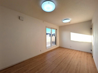 松山市越智２丁目の新築一戸建ての画像