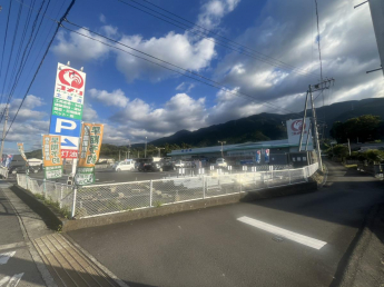 コメリハード&グリーン土居店まで328m