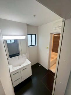 【独立洗面台】