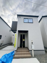 宝塚市山本西２丁目の新築一戸建ての画像