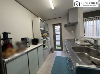 キッチンは大容量の収納スペースが確保されたつくりになっています。