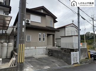 7LDKの広々とした家
駐車2台可