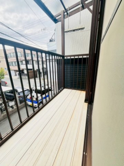 【バルコニー】