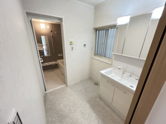 【独立洗面台】