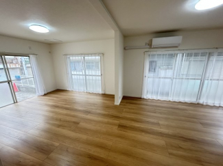 【居間・リビング】