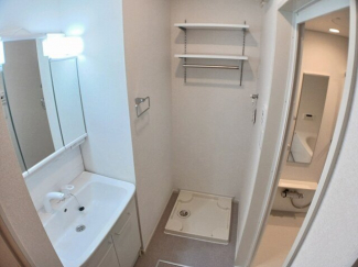 【洗面所】