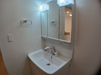 【洗面所】