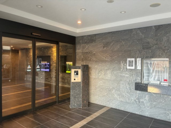 【エントランス】