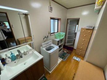 近江八幡市安土町下豊浦の中古一戸建ての画像