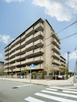 西宮市小松北町１丁目のマンションの画像