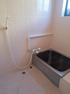 松山市古川西３丁目の一戸建ての画像