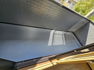 日当たりの良いバルコニー