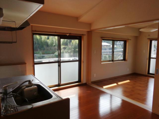 【居間・リビング】