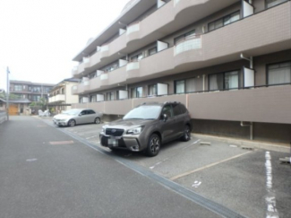 駐車スペースもあります