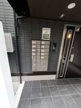 【エントランス】