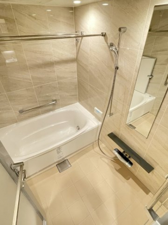 高級感あふれる浴室となっております♪