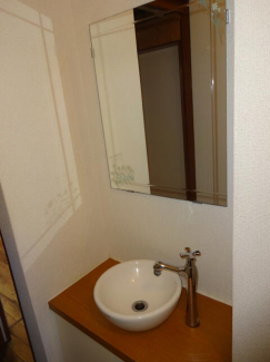 神戸市兵庫区湊川町３丁目の店舗事務所の画像