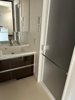 ロイヤルガーデン千舟町の画像