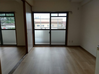 【居間・リビング】