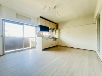 【居間・リビング】