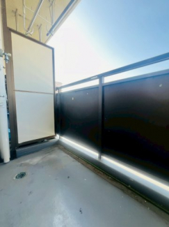 【バルコニー】