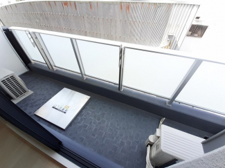 【バルコニー】