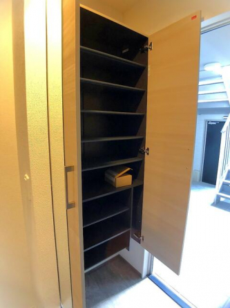 シューズボックス