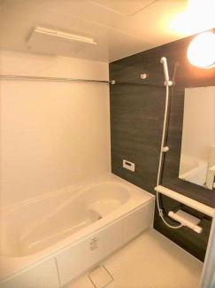 新居浜市坂井町３丁目のアパートの画像