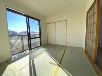 和室6帖　別のお部屋となります。