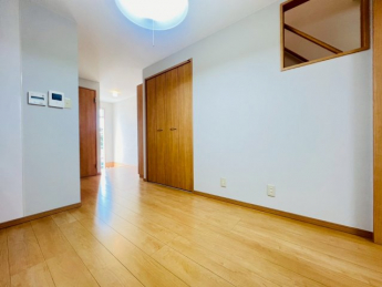 【居間・リビング】