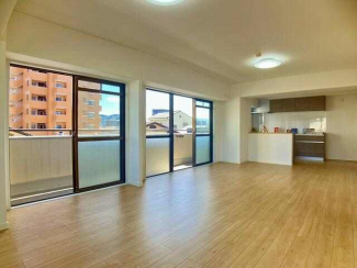 松山市南町１丁目の中古マンションの画像